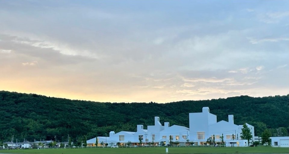 マルホンまきあーとテラス